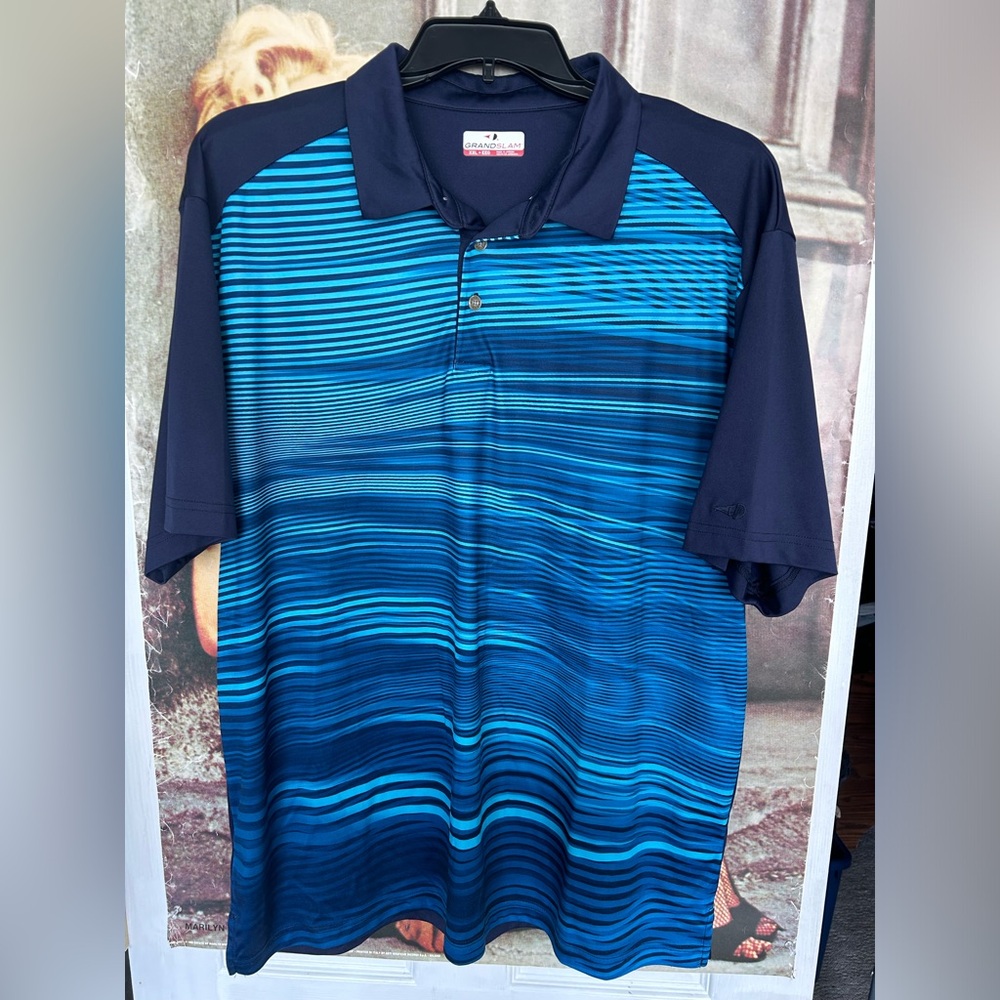 Men’s Grand Slam athletic fit golf shirt. Blue striped! Size XXL. EUC!